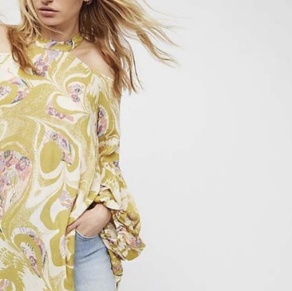 Free People Drift Away Mustard Yellow Print Cold Shoulder Tunic Top Size XS